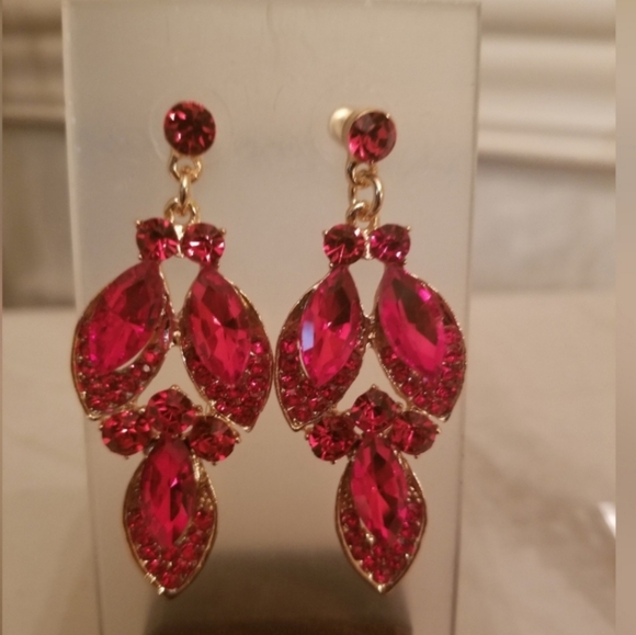 NEW Necklace and Crystal Earrings Cluster Flower Jewelry Set Red Gold - Picture 7 of 8